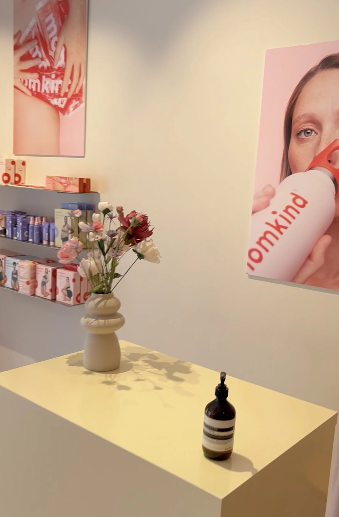 Momkind Store